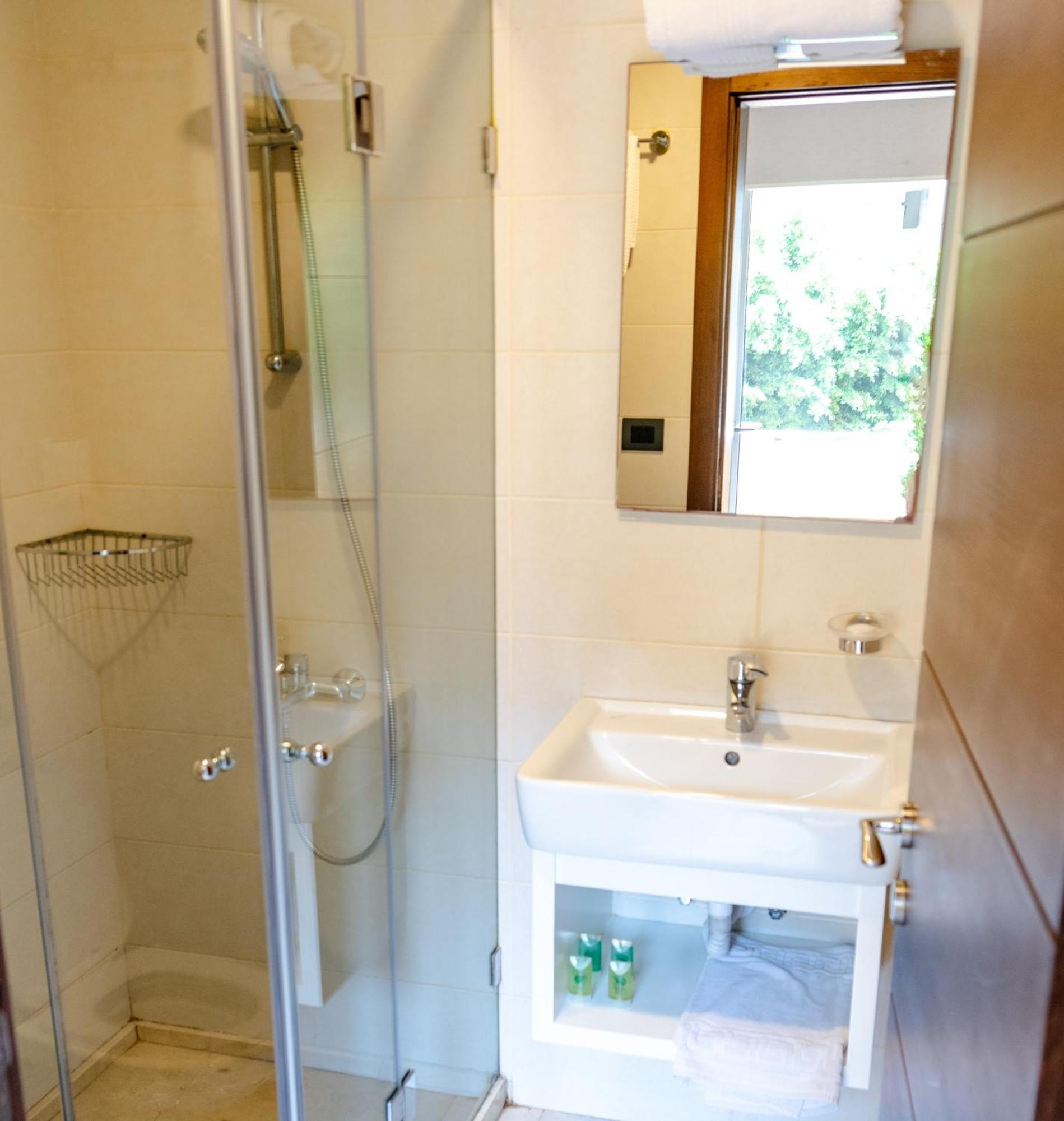Britannia Suites Beirut Luaran gambar