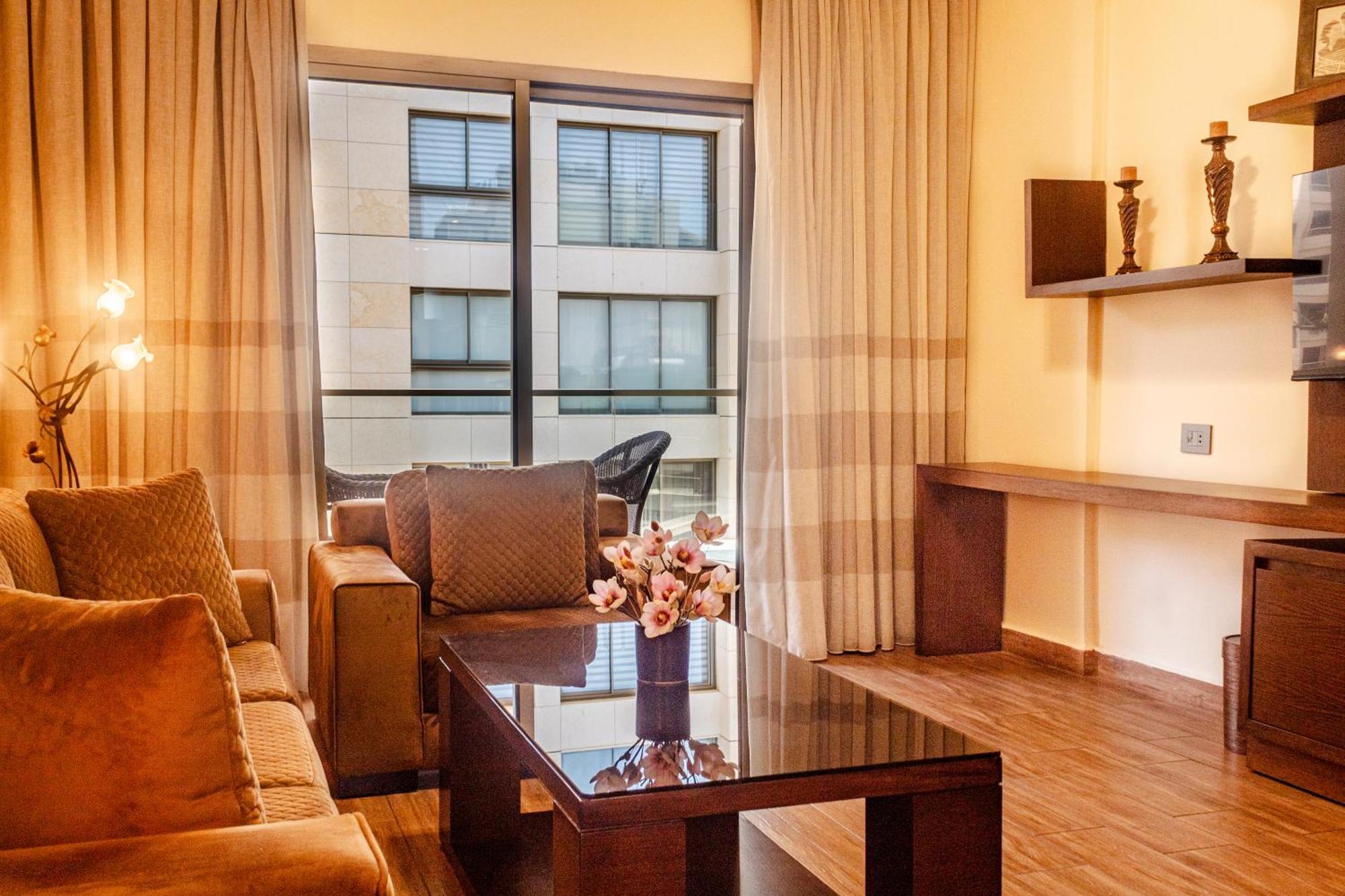 Britannia Suites Beirut Luaran gambar